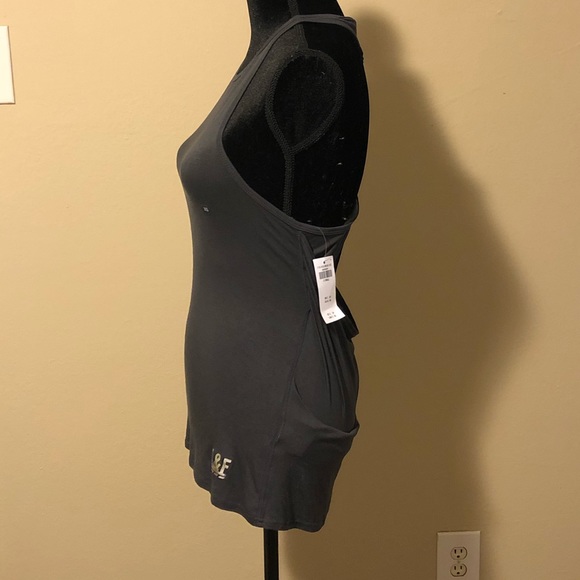 Workout Chic! NWT XS Abercrombie and Fitch Tank - Picture 4 of 8